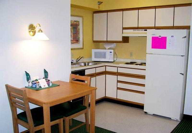 Residence Inn Canton North Canton Room photo
