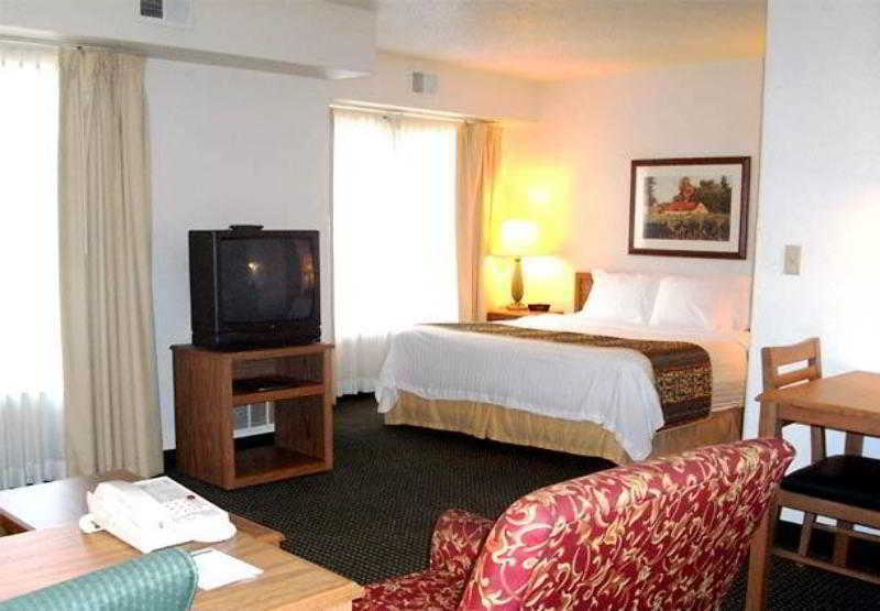 Residence Inn Canton North Canton Exterior photo